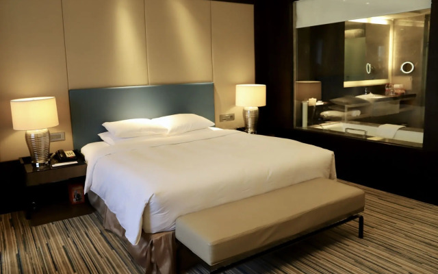 Renaissance Huizhou Hotel