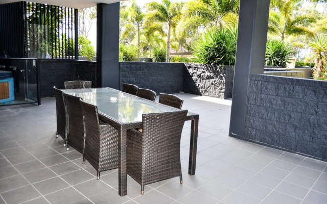 The Bay Apartments