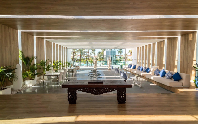 Hotel LIVVO Dunagolf Suites