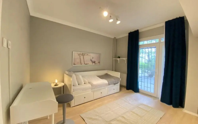 Missafir Stylish Flat Near Shopping Malls in Sisli