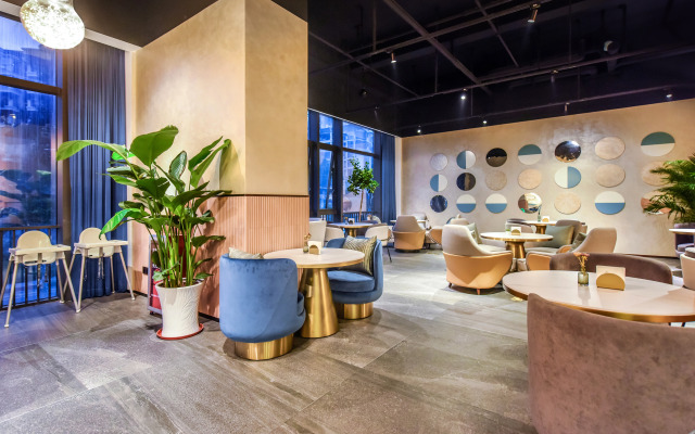 Kuanrong Suite Hotel (Chimelong Wanda Store in Panyu, Guangzhou)