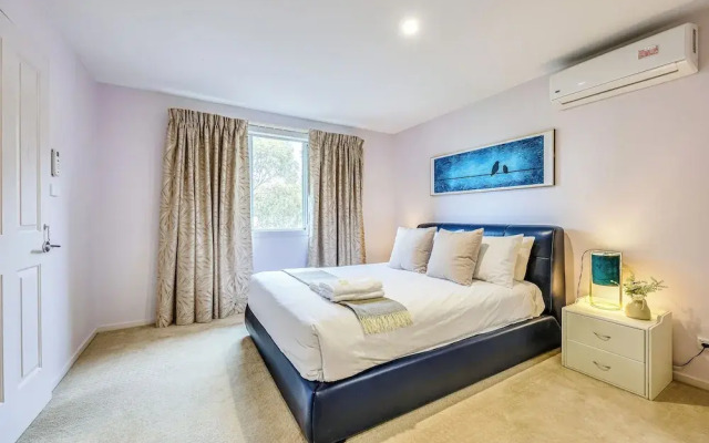 Melbourne Luxury Villa at Doncaster