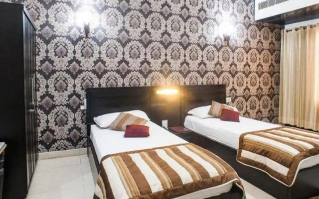 Hotel Luxmi Residency