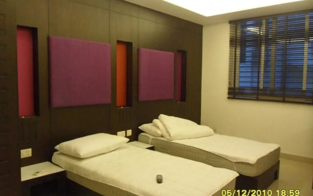 Daanish Residency Hotel