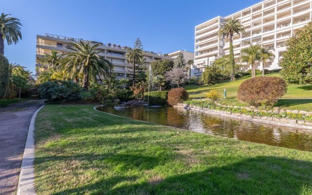 VANEAU splendide appartement d'une chambre dans le centre