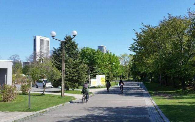 Cozy and Convenient Royal Heights