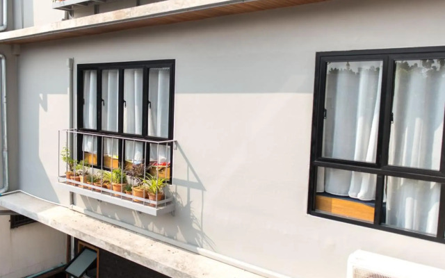 Thapae Happy House