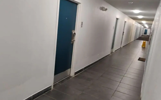Executive inn ad suites