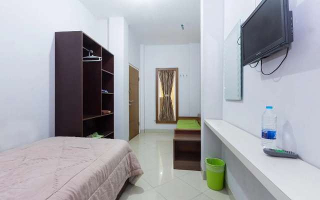 Zaen Hotel Syariah Solo – Guest Rooms – Surakarta