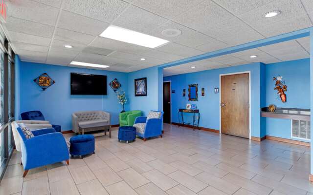 SureStay Hotel by Best Western Lenoir City