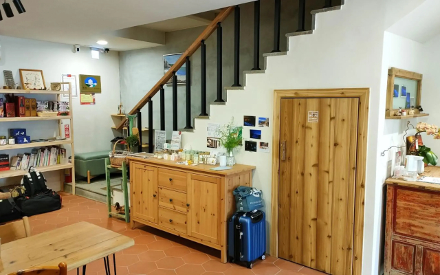 Island Flower Inn
