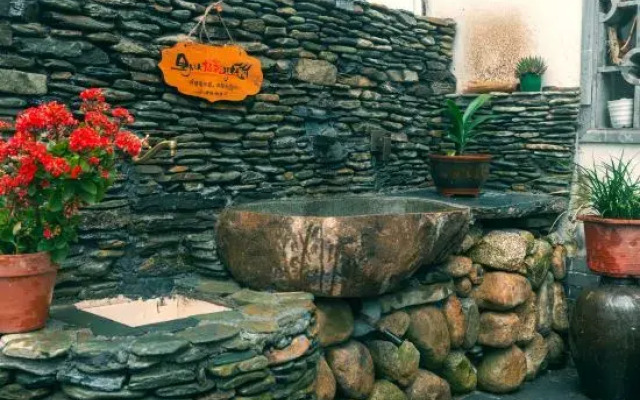 Wuyuan Yebing Photography Store