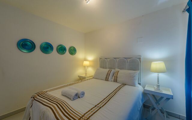 San Lameer Villa Rentals 10401