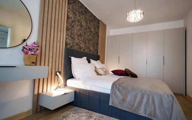 Royale Sundance 225 Infinity