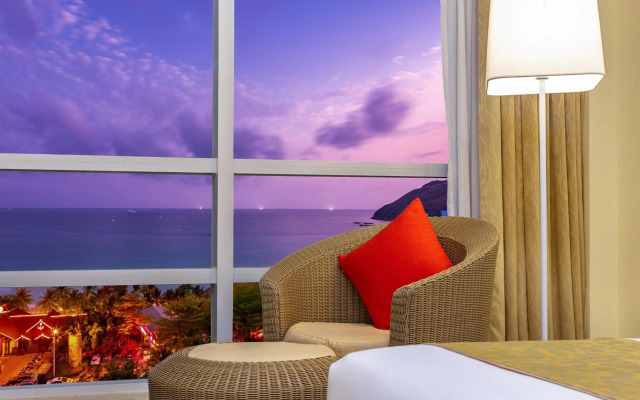 Sunshine Resort Intime Sanya