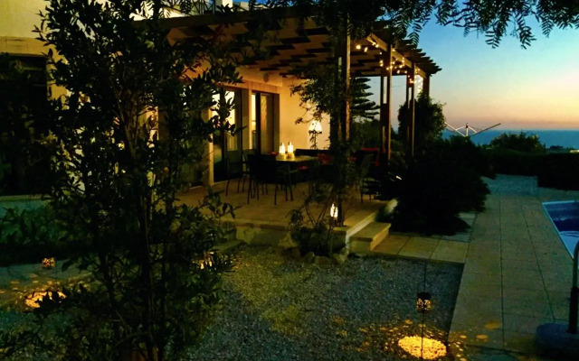 Villa Panorama - Stunning views in villa with hot tub, pool, garden