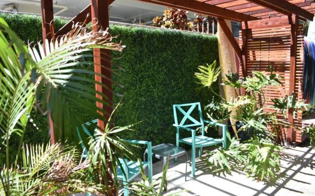 Polynesian Beach Club Hostel