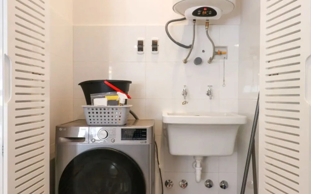 w Captivating 1BR in Miraflores