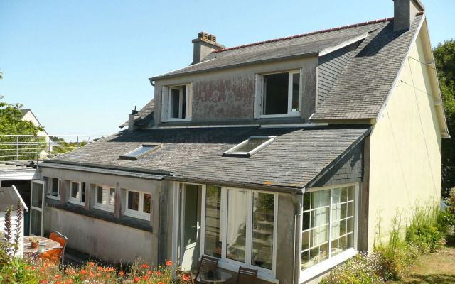 Holiday Home in Camaret sur Mer