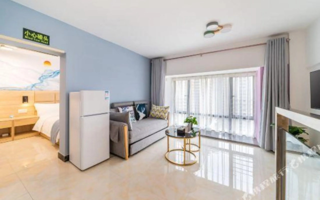 Yunji Apartment (Foshan Lehui Mansion Branch)