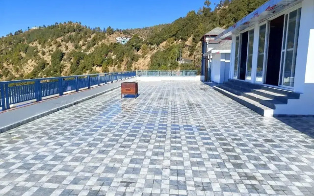 Cozy Kanatal Hotel And Resort
