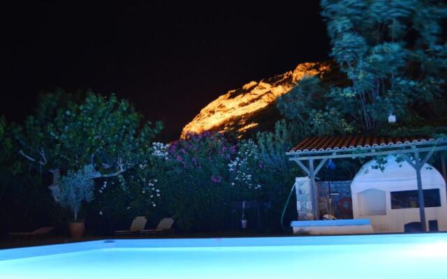 Matala Bay Hotel & Apartments