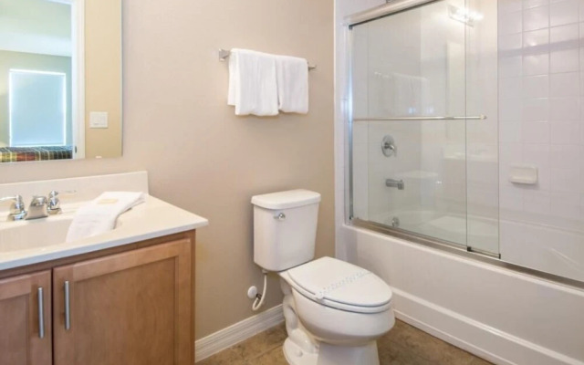 Risoin's Compass Bay Townhome