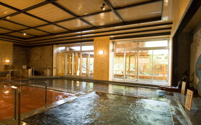 Shimobe Hotel