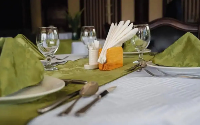 Madras Hotel and Apartments