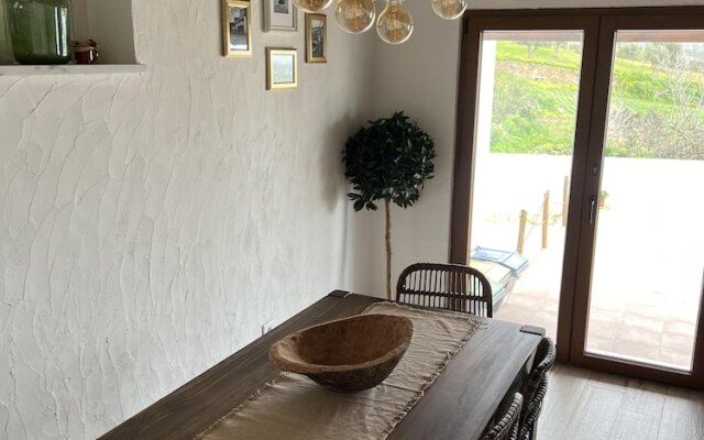 Impeccable 3-bed House in Portel