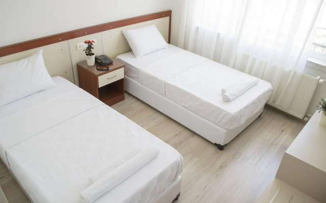 Yildirim Hotel