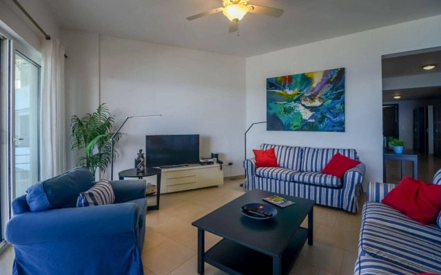 Apartments Infiniti Blu