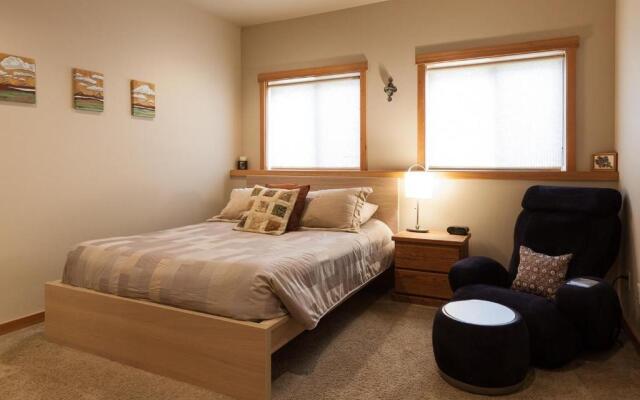 River Scene-River Vw-Ac-3br/3ba