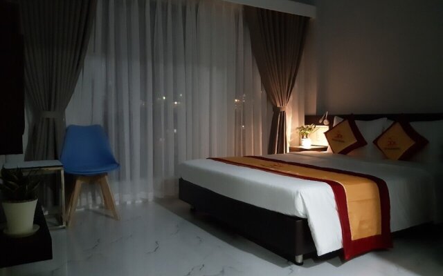 The Six Hotel