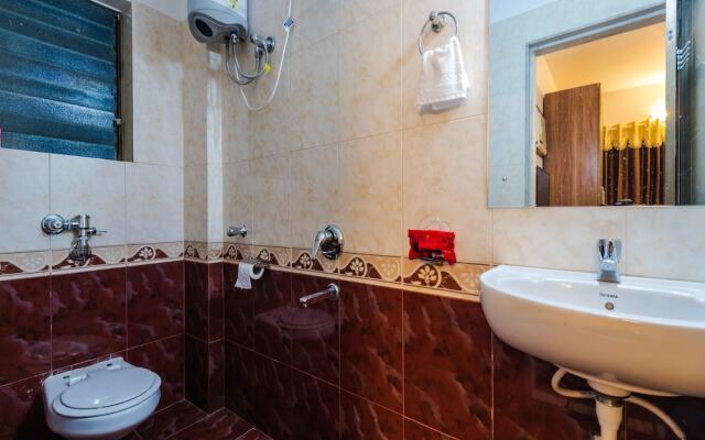 OYO 4573 Apartment near BKC