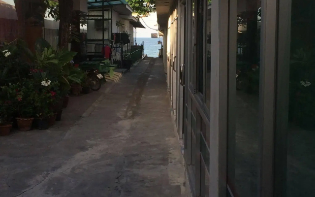 Supreeya Guesthouse - Hostel