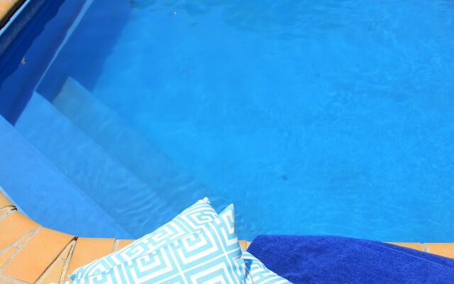 Roma Mid Town Motor Inn