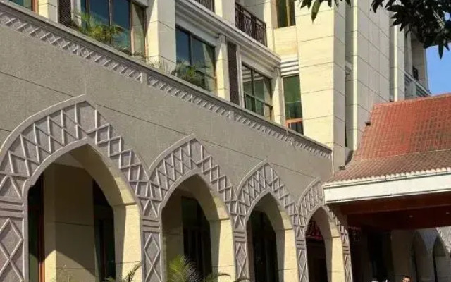 Yurui Hot Spring Garden Hotel