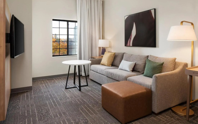 Staybridge Suites MPLS-Maple Grove/Arbor Lakes by IHG