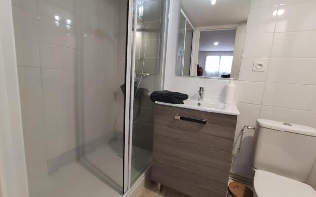 Charmant T2 Proche Plage Avec Terrasse Privative