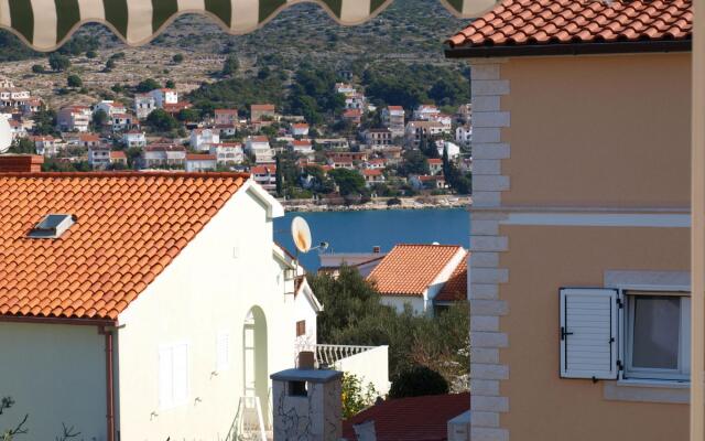 Mirja - 100m From the Beach & Parking - A1-donji