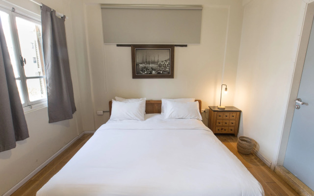 The Grand Meshmosh Hotel