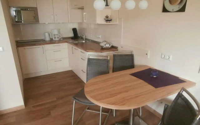 152 in the Trafalgar House