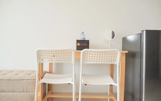 Good And Comfy 1Br (No Kitchen) At Citra Living Apartment