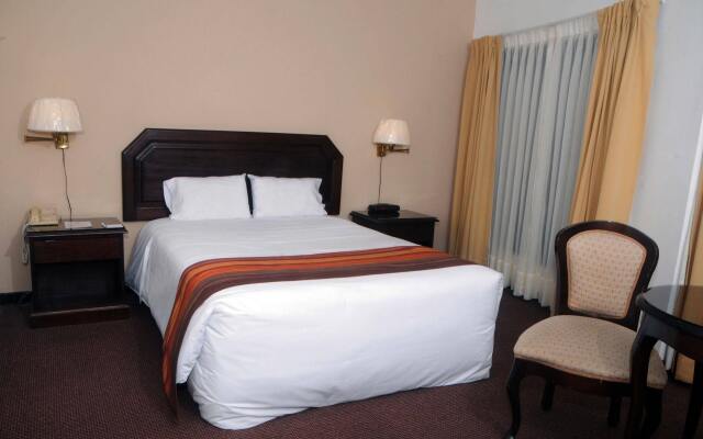 New Corpac Hotel