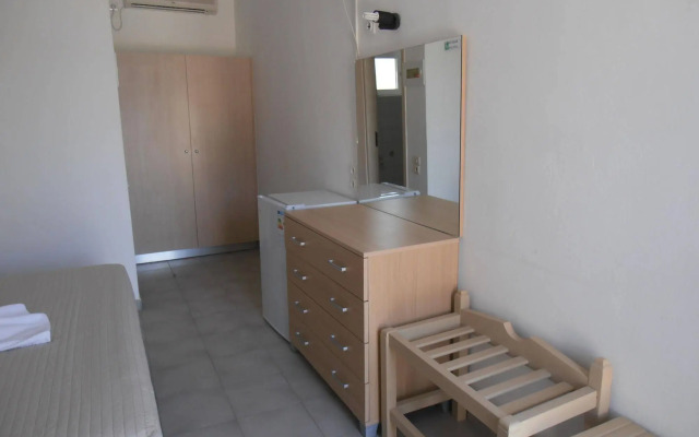 Mariliza Beach Hotel