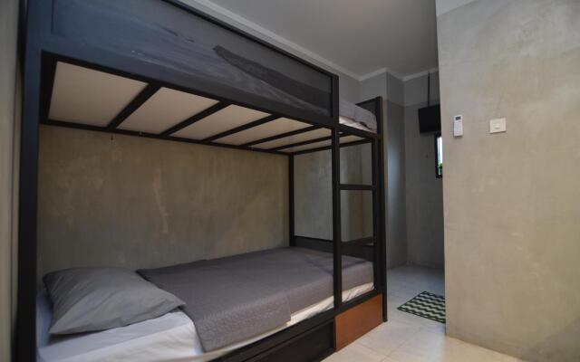 Naraya house