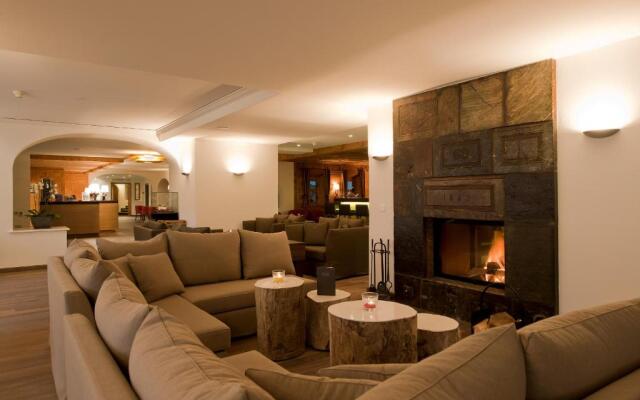 Soldanella by Hotel Adula