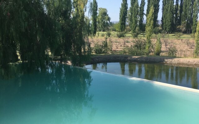 La Escondida San Rafael - Cabañas