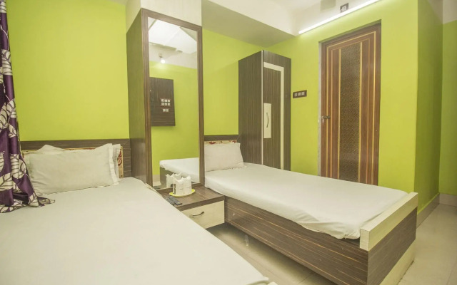 Hotel Sarojini Palace by OYO Rooms